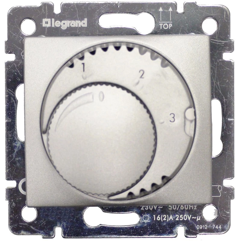 Термостат 8А, стандарт Valena (алюминий) Legrand, 770226