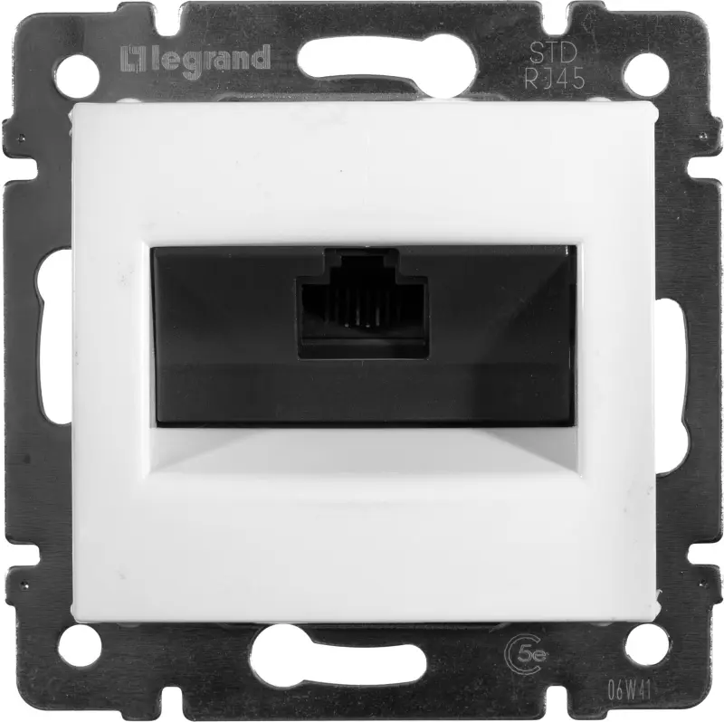 Розетка RJ 45 8 конт (НА ВИНТАХ) Cat 5e (белый) Valena  Legrand, 774238