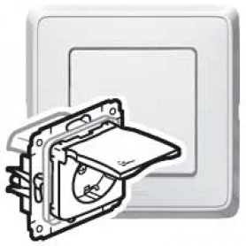 Розетка 2Р+Е 16A (белый) IP44 Cariva Legrand, 773645