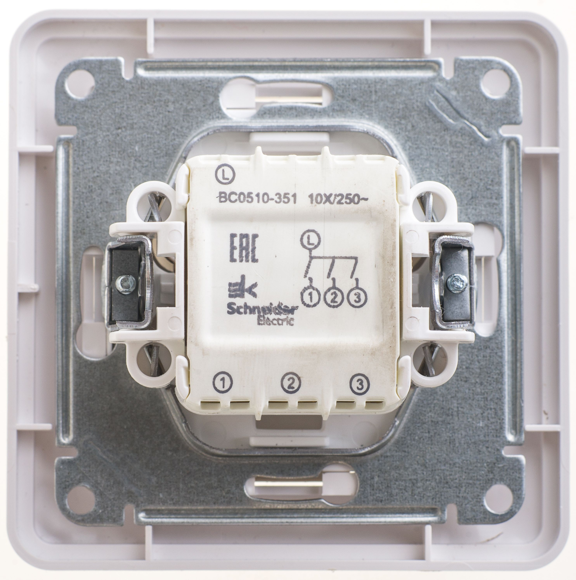 Выключатель 3-клавишный, 10АХ, в сборе (белый) Wessen 59 Systeme Electric, VS0510-351-18