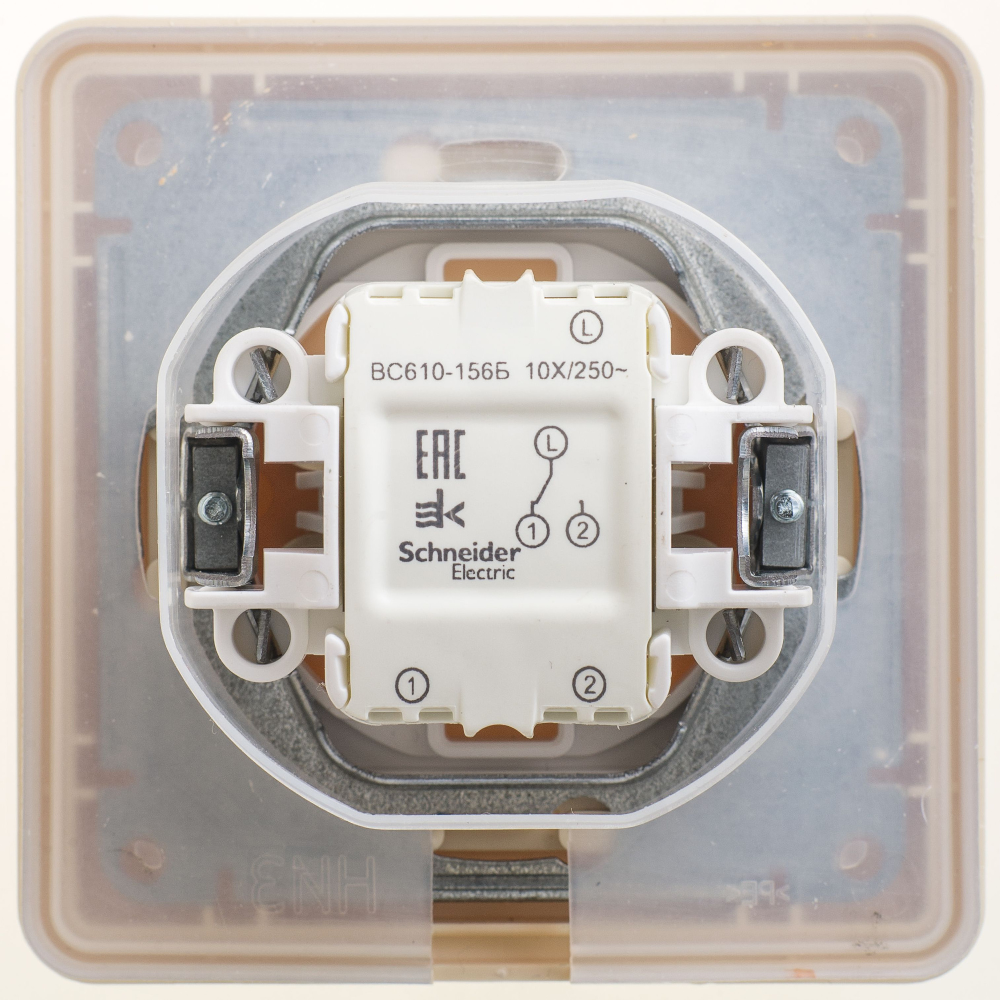 Переключатель 1-клавишный, 10АХ, IP44, в сборе (слоновая кость) Wessen 59 Systeme Electric, VS610-156B-28